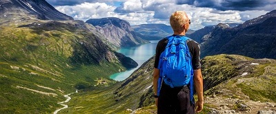 Zgubił się w górach. Uratował go kot