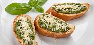 Tosty z pesto bazyliowym 1