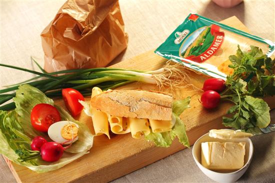 Fot. MSM Monki_Ser zolty