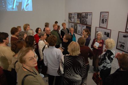 Sztuka współczesna i seniorzy