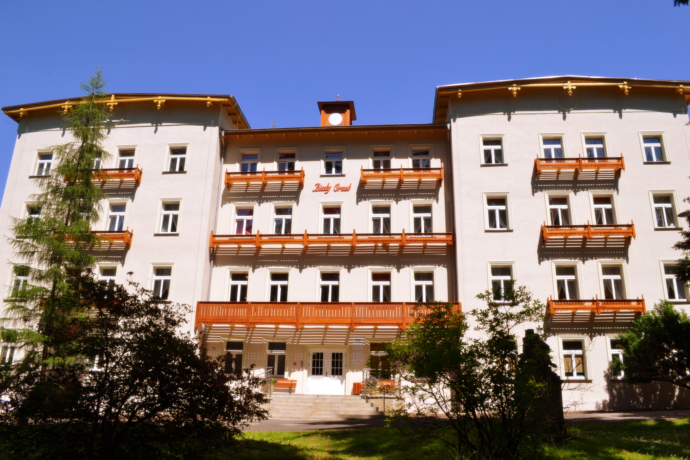 Dolnośląski Ośrodek Opieki Międzypokoleniowej „Biały Orzeł” w Sokołowsku