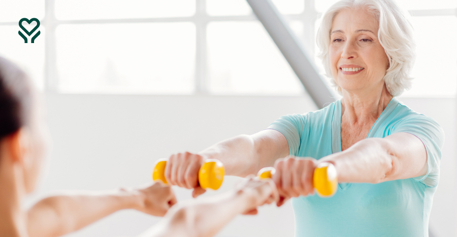 Seniorze, zadbaj o swoje stawy! Jak ćwiczyć bez bólu i kontuzji – podpowiada fizjoterapeuta