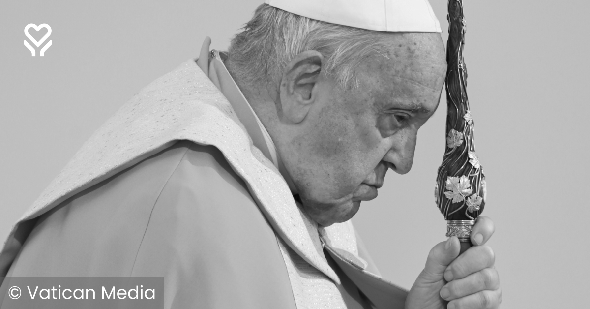 Pożegnanie z Papieżem Franciszkiem. Wierni żegnają pasterza naszych czasów