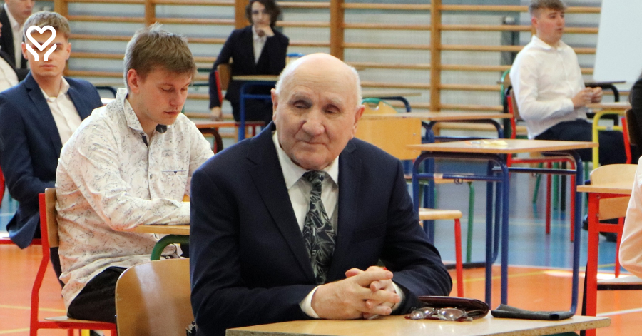 Najstarszy maturzysta w Polsce – Józef Peruga (86 lat) z Kalisza inspiruje do nauki