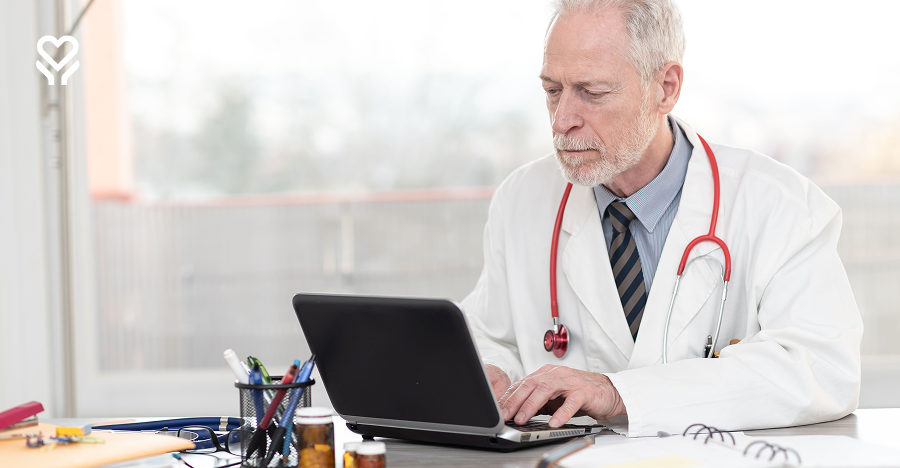 Seniorzy odkrywają konsultacje online: co ich zaskakuje najbardziej?