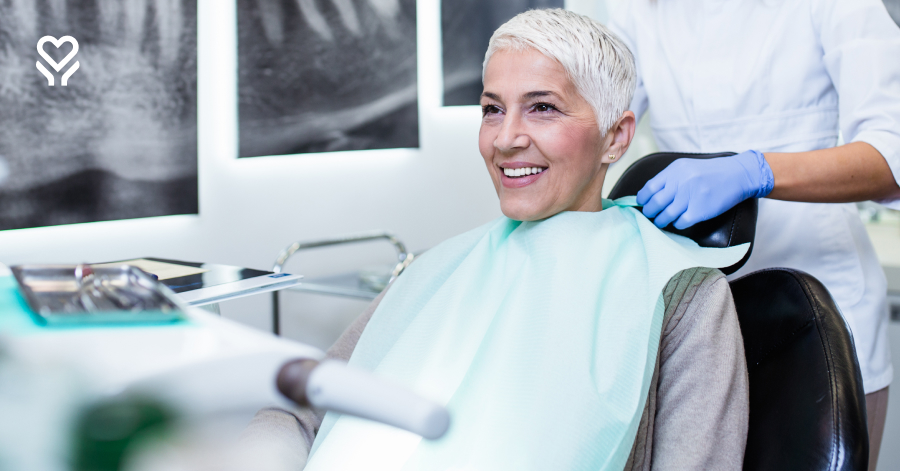 Senior u dentysty - jak dbać o jamę ustną po 60. roku życia?