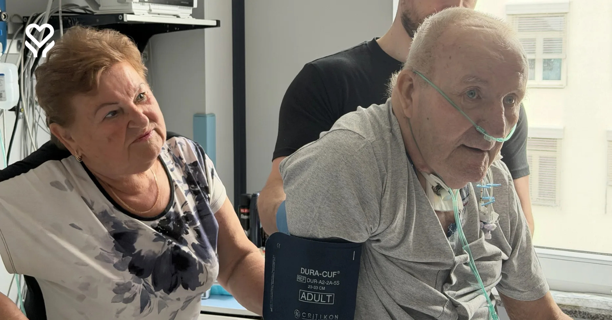 Upadek w ogrodzie mógł zakończyć się paraliżem. 72-latek z ZZSK uratowany dzięki operacji w Białymstoku